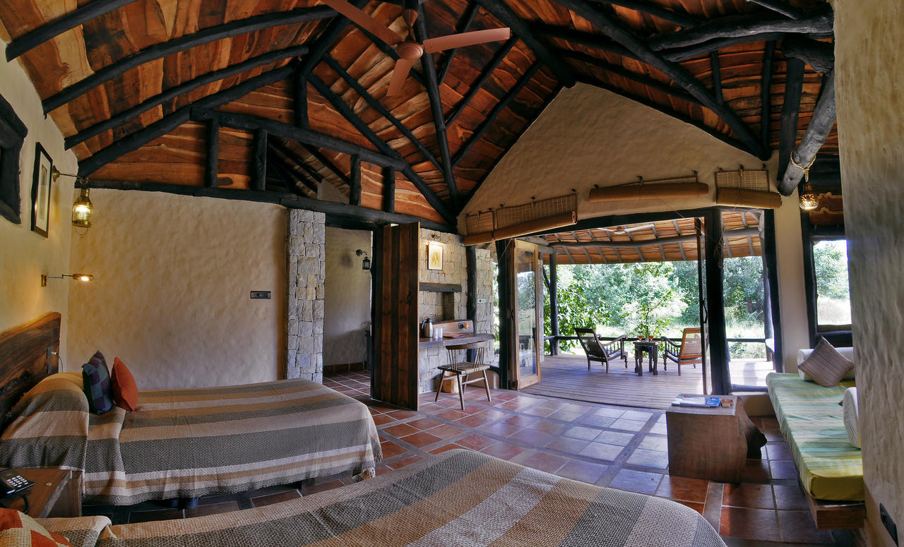 Kanha Earth Lodge Mandlā Eksteriør billede
